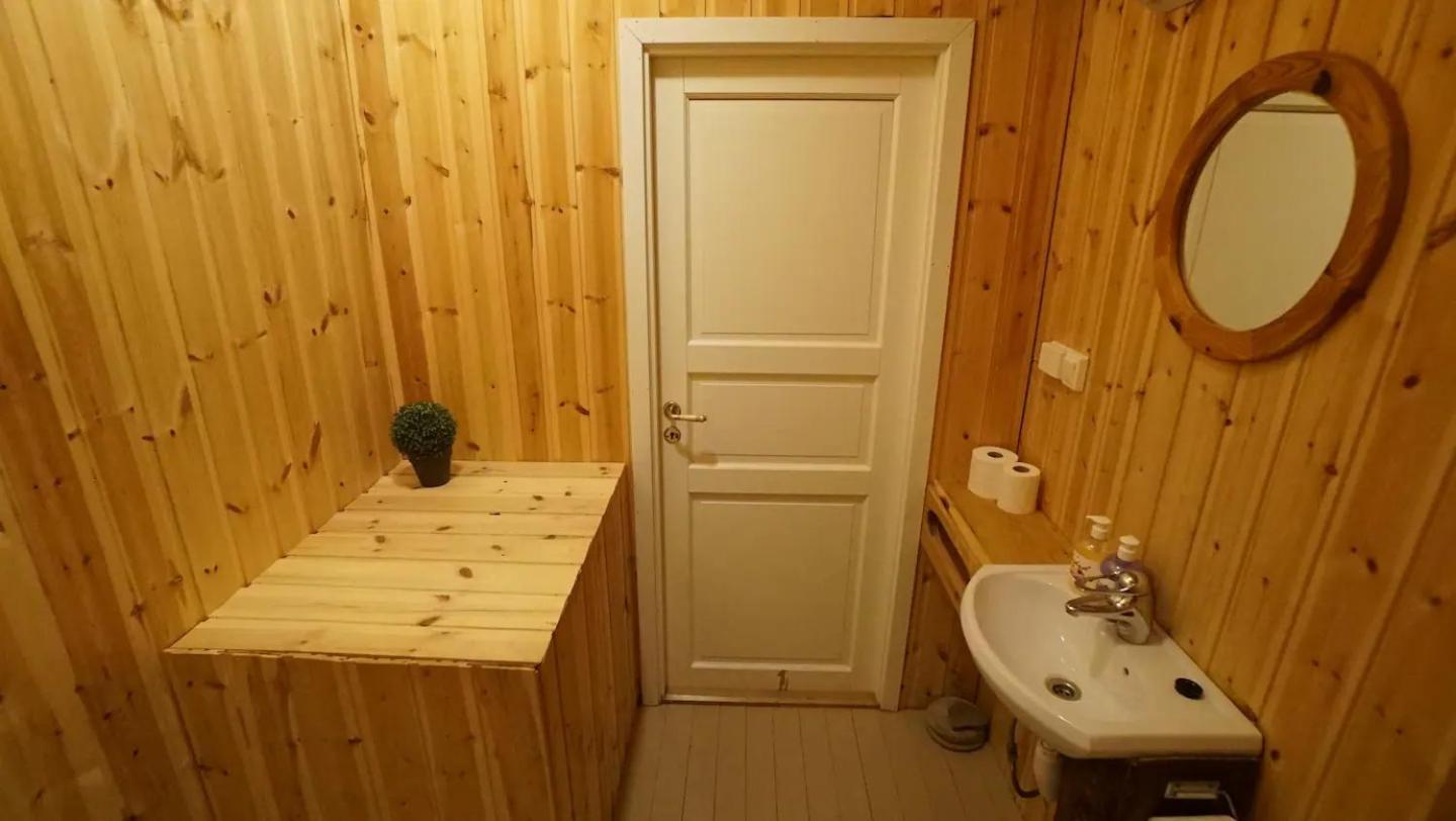 Real Fisherman'S Cabins In Ballstad, Lofoten Habitación foto
