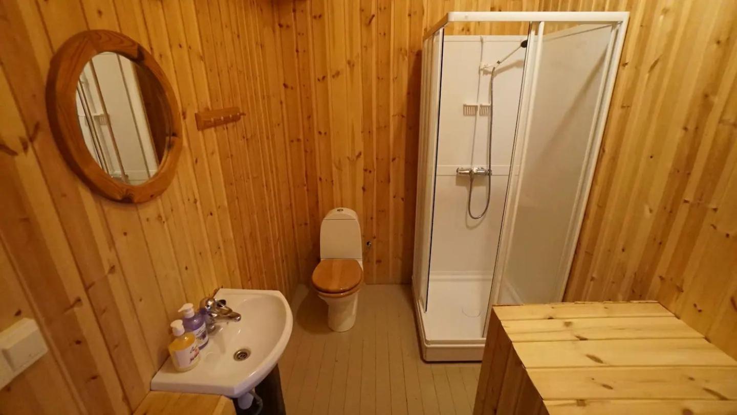 Real Fisherman'S Cabins In Ballstad, Lofoten Habitación foto