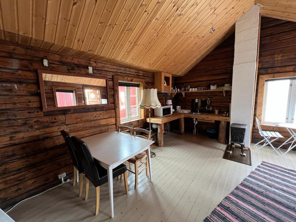 Real Fisherman'S Cabins In Ballstad, Lofoten Exterior foto